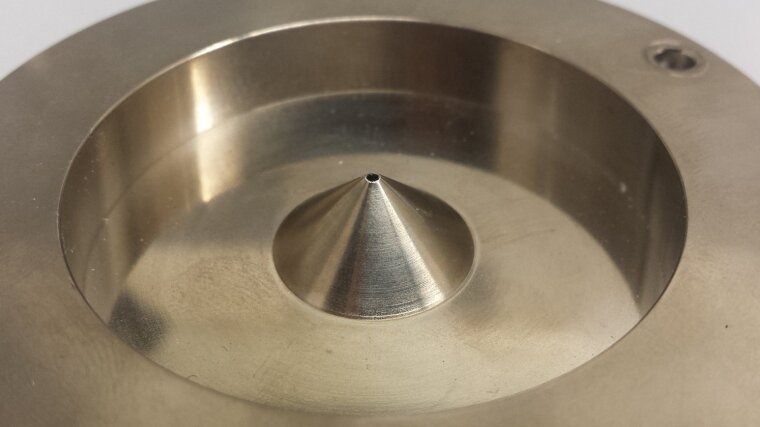 Ion lens